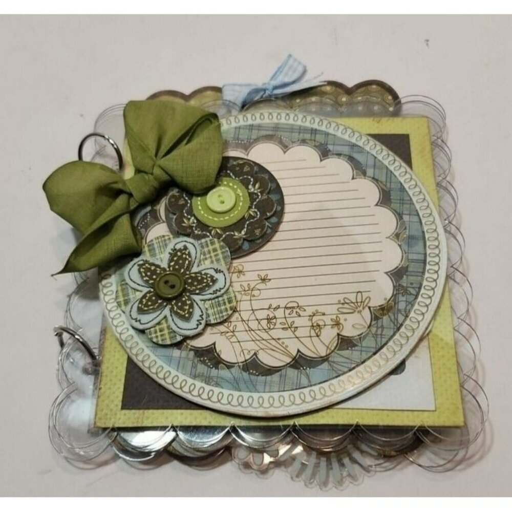Vtg Small Hand Crafted 3 Dimensional Green Scrapbook/Memory Book 7" by 7"